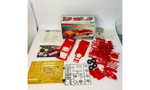 Kit P/ Montar Monagram 1/24 Mc Donalds Thunderbird
